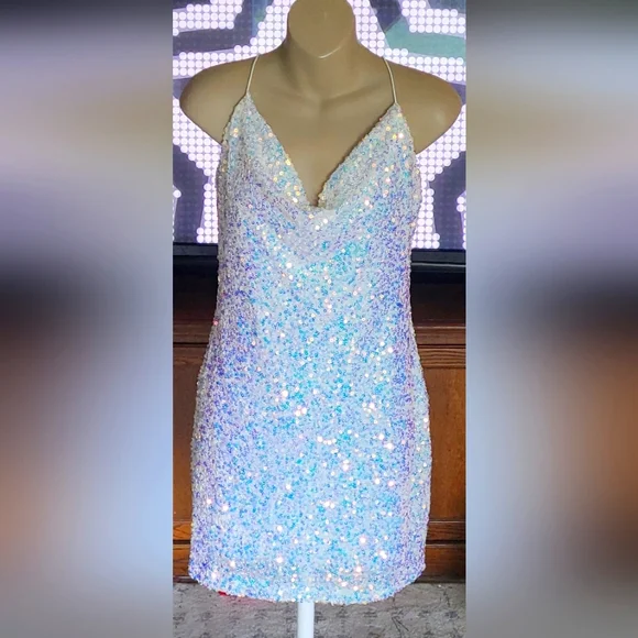 Windsor | Dresses | Windsor Iridescent Sequin Halter Dress | Poshmark
